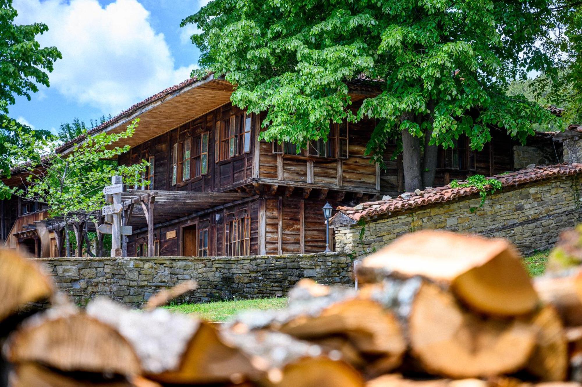 Guest Houses "Zlatna Oresha - Complex" Żerawna Zewnętrze zdjęcie